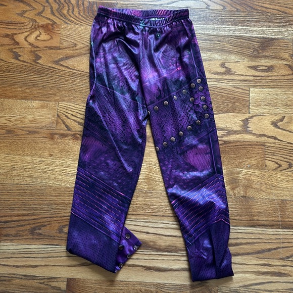 Descandents Mal Costume Disney Store 9/10 - Picture 5 of 6